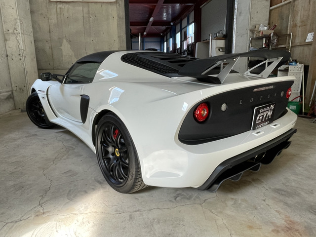Tatsu様 ロータスエキシージ　V6 純正リヤスポイラー Tatsu様 ロータスエキシージ V6 純正リヤスポイラー - メルカリ