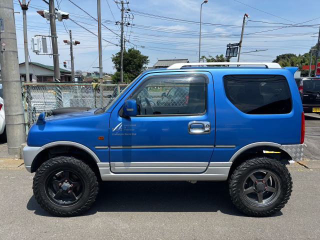 スズキ ジムニー FIS フリースタイル ワールドカップ リミテッド 4WD