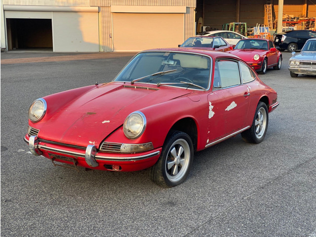 912  