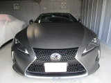 LC 500 Sパッケージ マットブラックラッピング