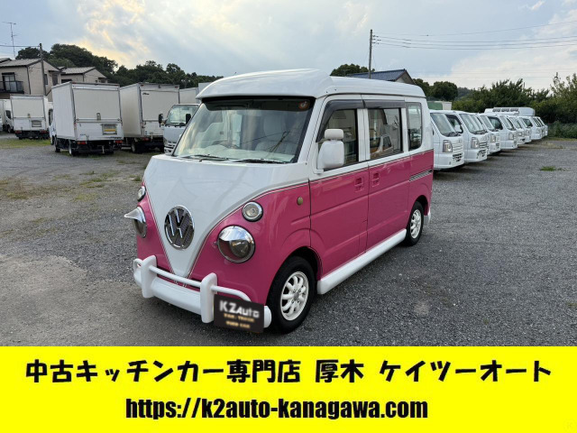 スクラム  キッチンカー仕様ワーゲン顔