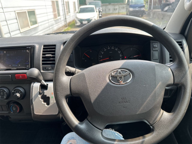 トヨタ ハイエースバン 両側スライドドア キーレス後ろ平 の中古