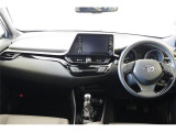 C-HR ハイブリッド 1.8 G 2トーン 新品タイヤ4本交換 ナビ