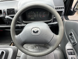 運転席エアバッグです。