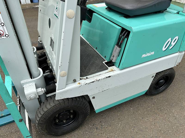 その他 コマツ 電動フォークリフト 3m 900キロ バッテリーフォーク の
