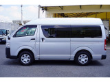ハイエースバン 2.8 DX ロング ハイルーフ ディーゼル 4WD 5ドア 荷室加工有 和光リ...