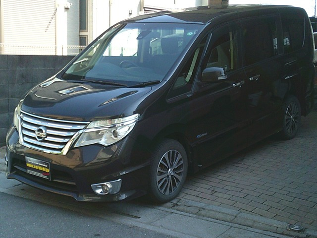 セレナ 2.0 ハイウェイスター S-HYBRID 