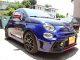 アバルト595 モンスターエナジー ヤマハ 左ハンドルMT車 限定車 Bカメラ