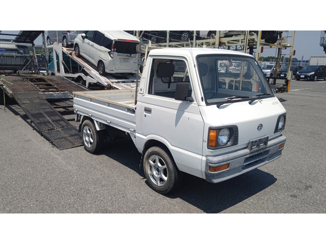スバル サンバートラック　KT-6 スバル サンバートラック KT6 下廻りサビ少なく良好 の中古車詳細