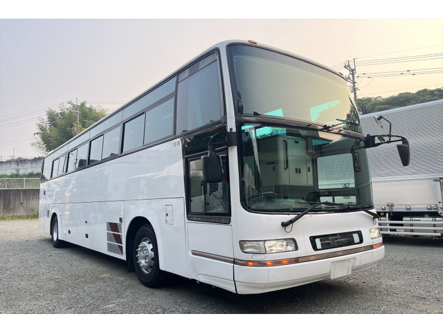 セレガ  バス 47人乗り