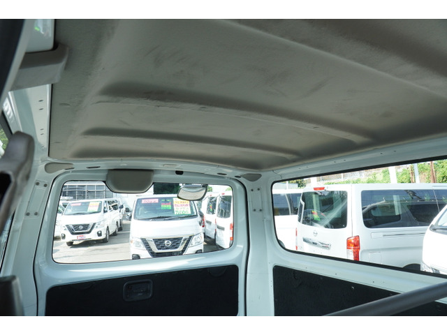 日産 NV350キャラバン 2.0 DX ロング 後期5ドア低床ロングPWキ