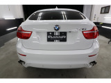 X6 xドライブ 35i 4WD 後期 Aftermarketマフラー ボディ同色モール