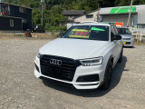 アウディ Q3