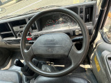 運転席エアバッグです。