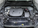 ボルボXC60は新車登録日から5年間、走行距離無制限のメーカー保証が備わりますので、名義変更完了後に正規ディーラーにて保証継承手続きを実施致します。また、定期点検も令和10年まで無償で実施となります。
