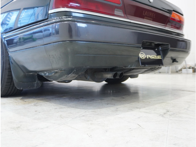 ローレルローダウン 人気のカスタム仕様！日産 ローレル ローダウン 中古車情報