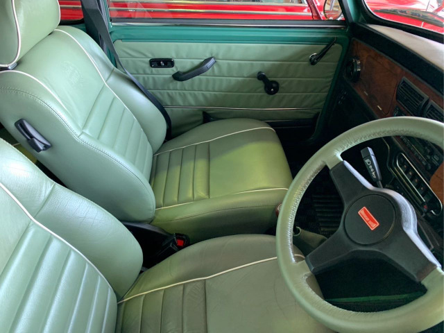 ローバー ミニ クーパー 35周年記念モデル F4速 クーラー付 の中古車