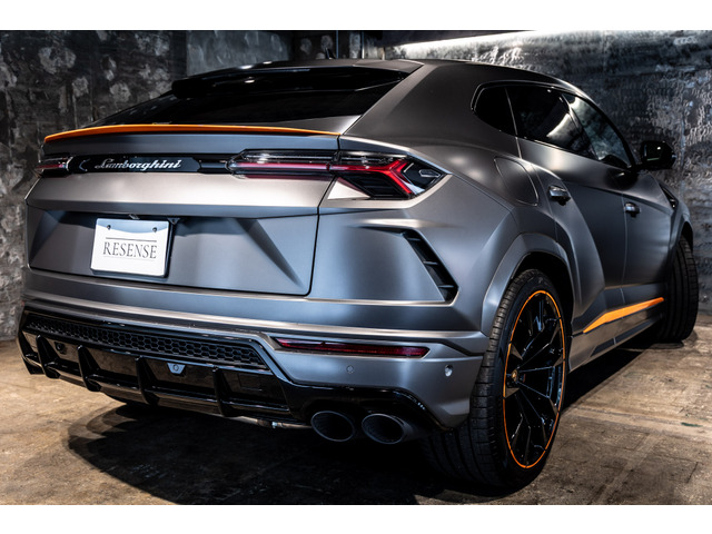 ランボルギーニ ウルス グラファイトカプセル 4WD の中古車詳細