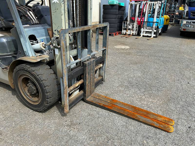 日産 フォークリフト 3.5トン