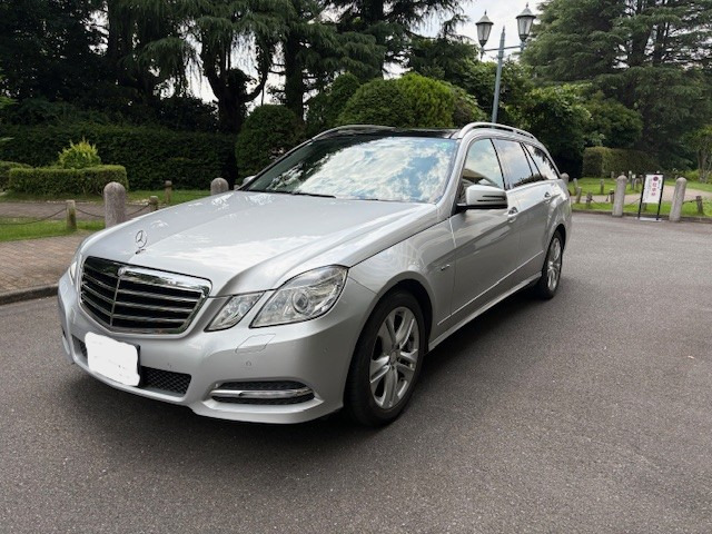 EクラスワゴンE300 ブルーエフィシェンシー アバンギャルドサンルーフ・地デジテ・バックカメラ