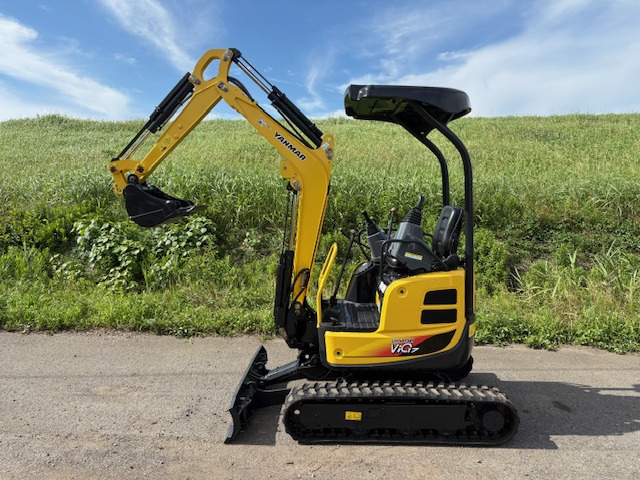 Yanmar ミニショベル VIO17