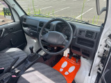 キャリイ KC エアコン パワステ 4WD スペアタイヤ 三方開