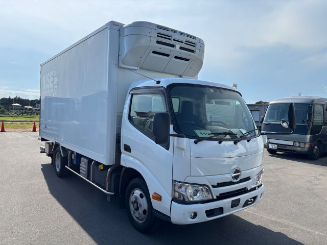 デュトロ  冷蔵冷凍車 パワーゲート 2t