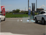 ※車両は全て現状販売です。ナビ、オーディオ等の装備品は入庫時に一通りチェックをしておりますが動作保証は一切しておりません。現車確認時にお客様自身でチェックをお願い致します。