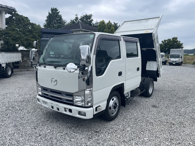 タイタン  Wキャブ ダンプ 2t 5速MT