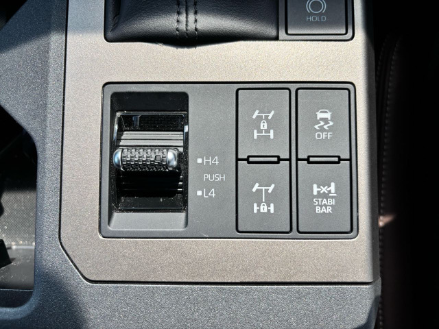 トヨタ ランドクルーザー250 2.8 ZX ディーゼル 4WD ワンオーナー の