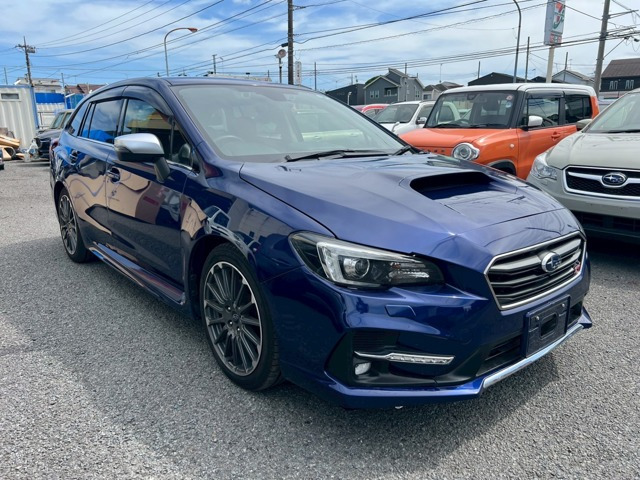 レヴォーグ 2.0 STI スポーツ アイサイト 4WD 