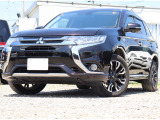 アウトランダーPHEV 2.0 G ナビパッケージ 4WD 車検満タン付 ハーフレザー 全方位カメラ