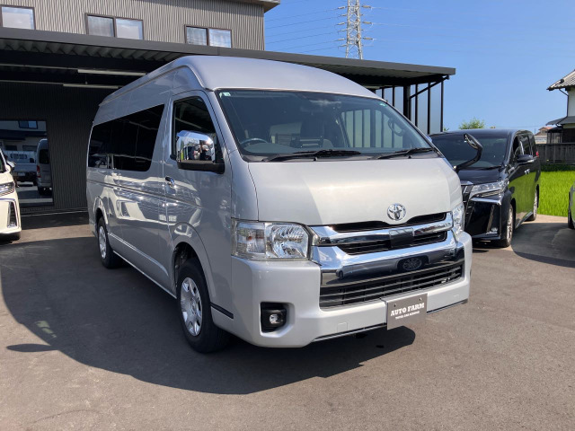 ハイエース 2.7 グランドキャビン 4WD 