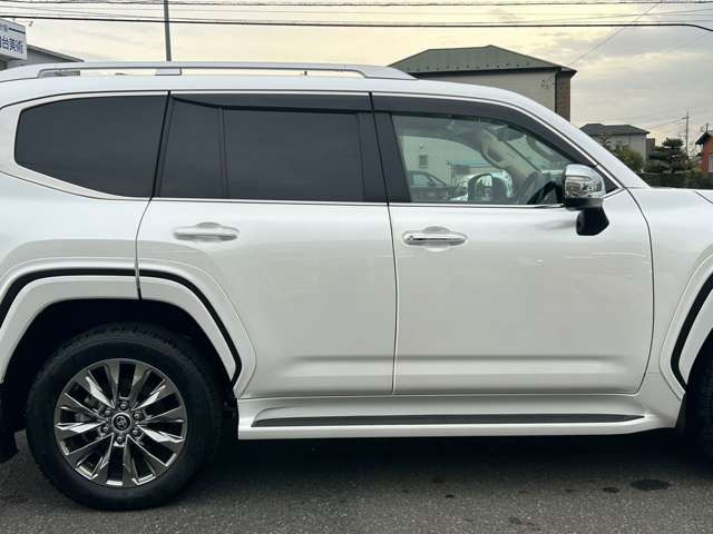 トヨタ ランドクルーザー300 3.5 ZX 4WD フルオプション