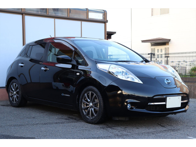 リーフ30kWh X修復歴無し 車検2年付き!!