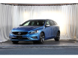 【中古車情報】ボルボ V60 T4 Rデザイン V60 T4 R-Design 美車です の中古車詳細（走行距離：6.4万km、カラー：ブルー、販売地域：静岡県御殿場市東田中）