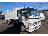デュトロ  ワイドプレスパッカー車 積載3050kg