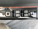運転席側ウィンドウスイッチ