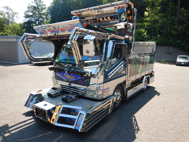 三菱ふそう キャンター デコトラ マニ割 平ボディ 5速MT の中古車詳細