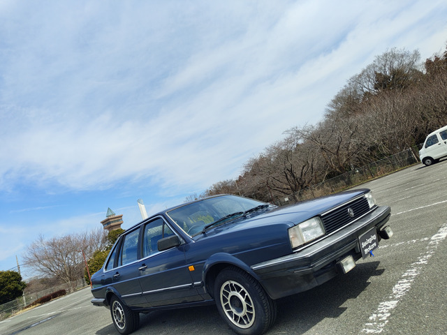 サンタナ Gi 5速MT 前期型 相模二桁ナンバー