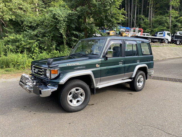 ランドクルーザー704.2 ZX ディーゼル 4WD