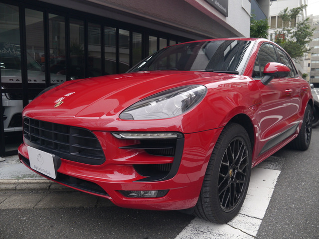 マカンGTS PDK 4WDスポクロスポエグスポプラRS20AW