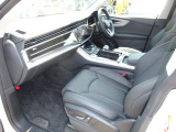 Q8 55 TFSI クワトロ ラグジュアリー 4WD コンフォートアシスタンスPK 保証継承