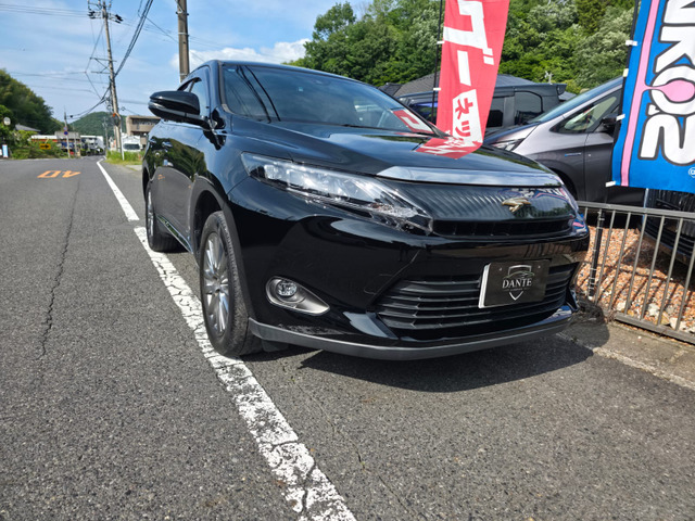ハリアー 2.0 プレミアム 2年車検9型ナビ 禁煙車