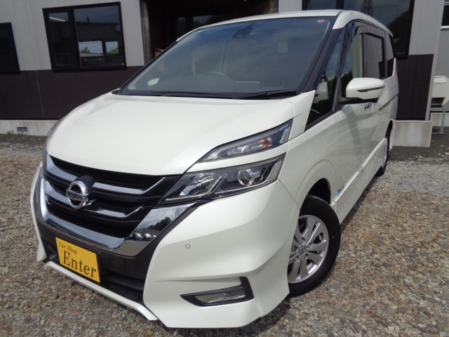 セレナ 2.0 ハイウェイスター 4WD 