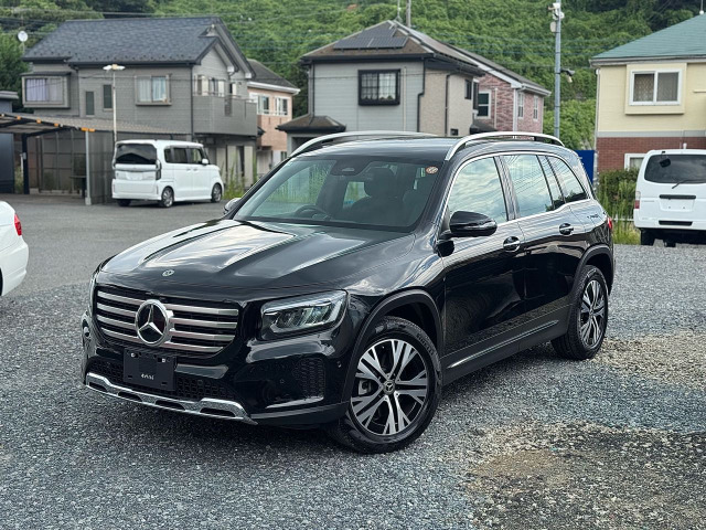 GLB GLB200d 4マチック 4WD 7人乗り ディーゼルターボ