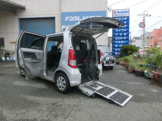 ワゴンR  車イス移動車 スロープ付 電動固定式