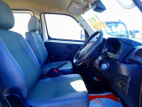 AC PS SRS ABS 集中ドアロック 社外ナビ/フルセグTV ETC ドラレコ デフロック 車線逸脱警報装置 衝突被害軽減ブレーキ LEDヘッドライト アイドリングストップ トラクションコントロール