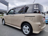 【全国納車OK】 現車をご覧になれないお客様でも、安心してお車をご購入いただける環境を整えております。 色々な角度から撮影したたくさんの画像など豊富な資料送りいたしております。