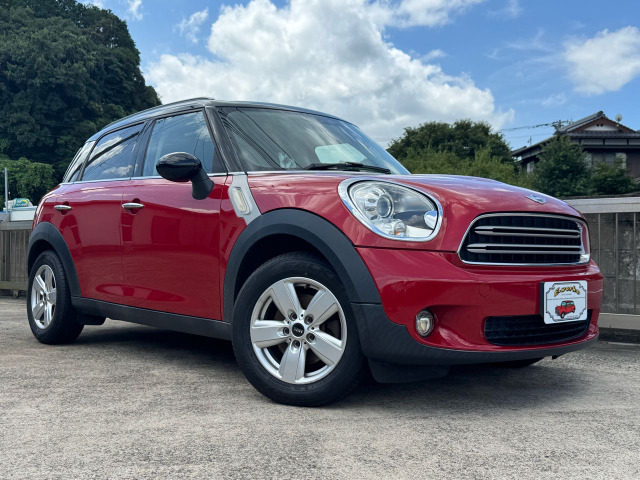 ミニクロスオーバークーパー Dタイヤ新品!人気のディーゼル車!